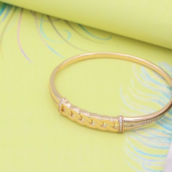 Rose Gold Bangle with Bold Chain Centerpiece, XPBL0577 - Picture 5 of 12